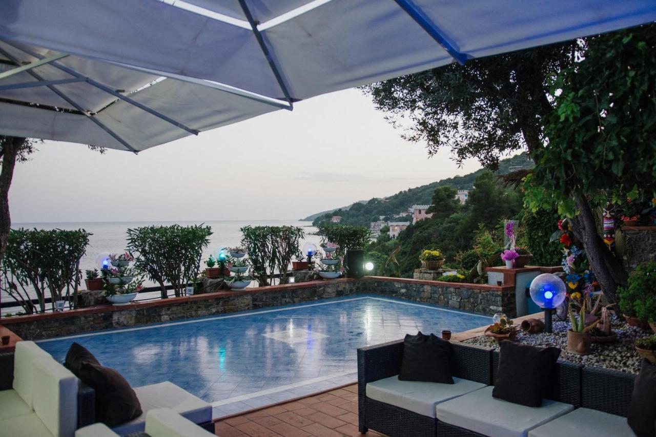 Villa Martina Mare Казаль-Веліно Екстер'єр фото